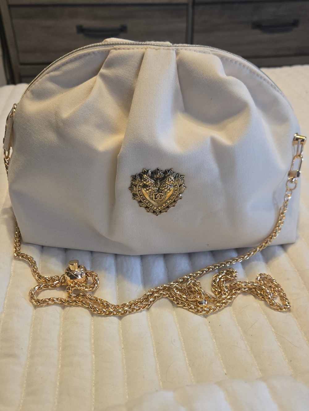Dolce & Gabbana Devotion clutch cosmetic Beauty bag pouch Purse With Chain Strap
